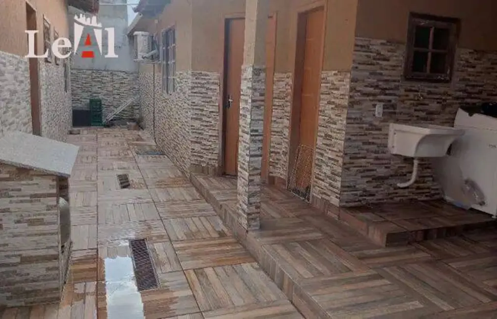 Casa com 4 quartos à venda, 190m2 em Flamengo, Marica - RJ - imagem 4 Foto 4 de Casa com 4 quartos à venda, 190m2 em Flamengo, Marica - RJ