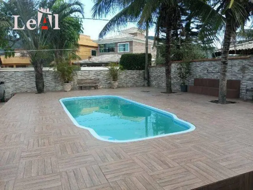 Casa com 4 quartos à venda, 190m2 em Flamengo, Marica - RJ - imagem 9 Foto 9 de Casa com 4 quartos à venda, 190m2 em Flamengo, Marica - RJ