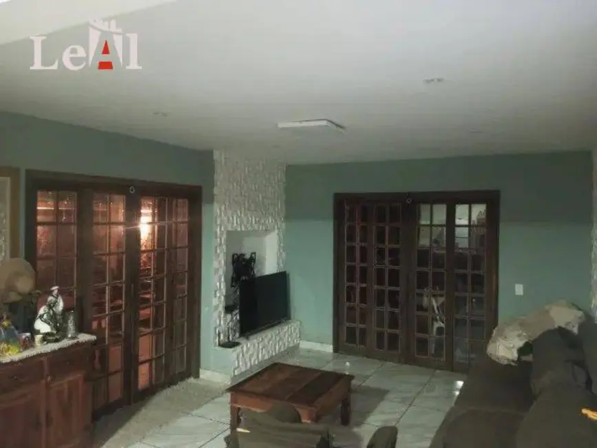 Casa com 4 quartos à venda, 190m2 em Flamengo, Marica - RJ - imagem 7 Foto 7 de Casa com 4 quartos à venda, 190m2 em Flamengo, Marica - RJ