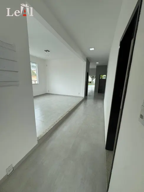 Foto 5 de Casa com 2 quartos à venda, 480m2 em Jardim Atlântico Central (Itaipuaçu), Marica - RJ