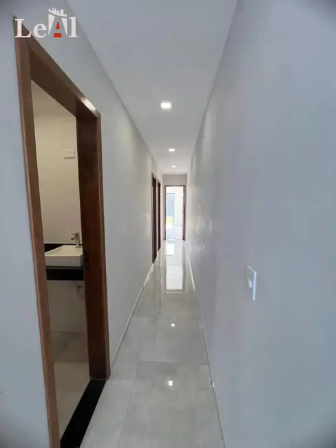 Foto 4 de Casa com 3 quartos à venda, 240m2 em Jardim Atlântico Central (Itaipuaçu), Marica - RJ