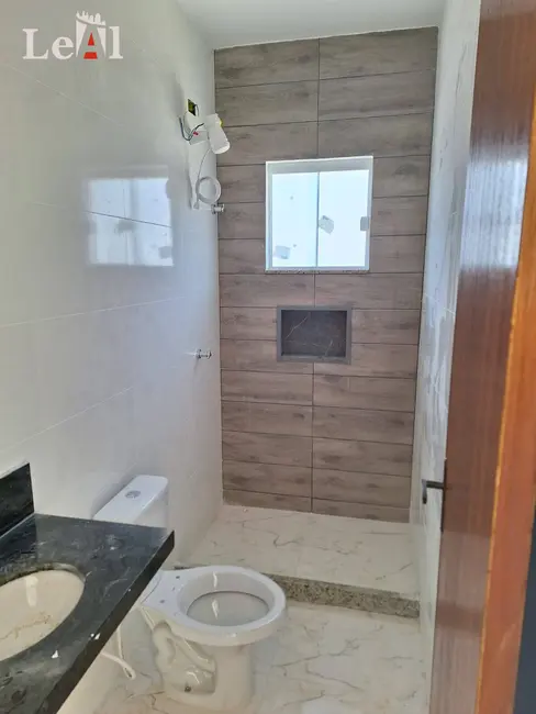 Foto 5 de Casa com 2 quartos à venda, 150m2 em Cajueiros (Itaipuaçu), Marica - RJ