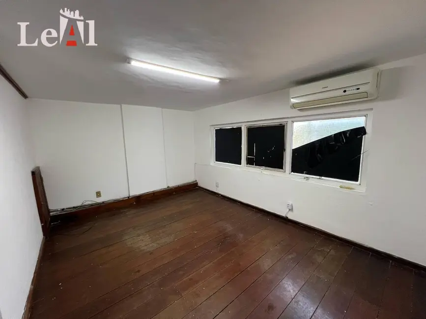 Foto 4 de Sala Comercial à venda e para alugar em Centro, Marica - RJ