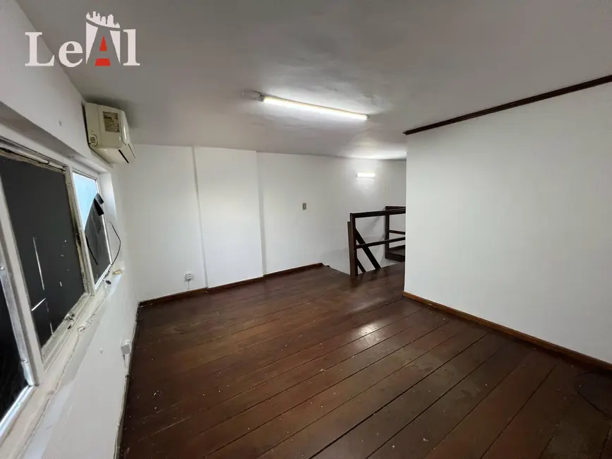 Foto 2 de Sala Comercial à venda e para alugar em Centro, Marica - RJ