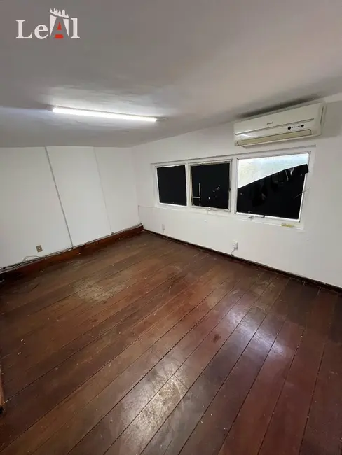 Foto 9 de Sala Comercial à venda e para alugar em Centro, Marica - RJ