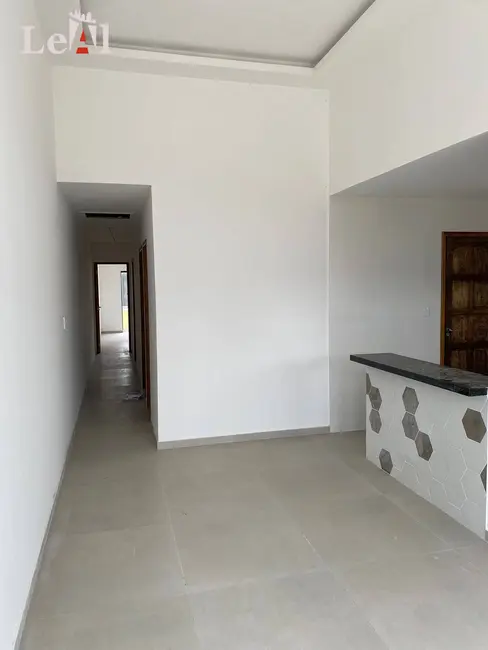 Foto 3 de Casa com 3 quartos à venda, 240m2 em Jardim Atlântico Central (Itaipuaçu), Marica - RJ