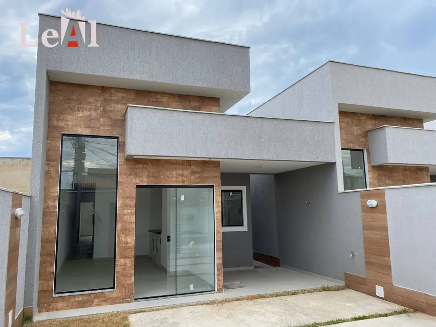 Foto 1 de Casa com 3 quartos à venda, 240m2 em Jardim Atlântico Central (Itaipuaçu), Marica - RJ