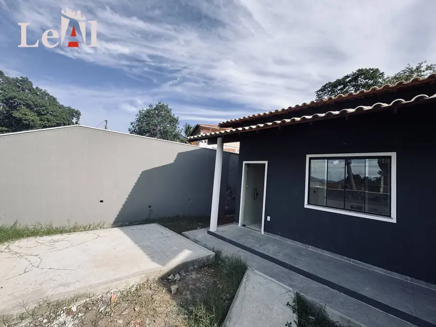 Foto 1 de Casa com 2 quartos à venda, 226m2 em São José do Imbassaí, Marica - RJ