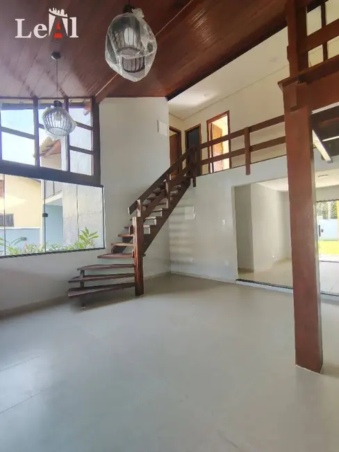 Foto 5 de Casa com 3 quartos à venda, 258m2 em Itapeba, Marica - RJ
