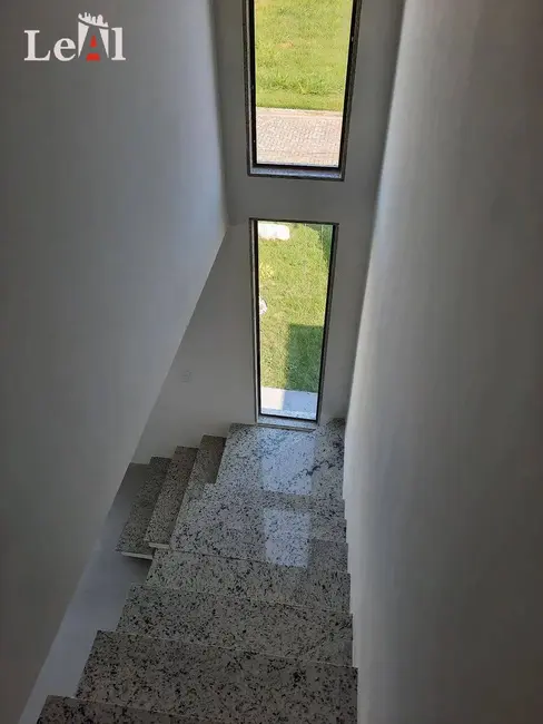 Foto 9 de Casa com 3 quartos à venda, 110m2 em Centro, Marica - RJ