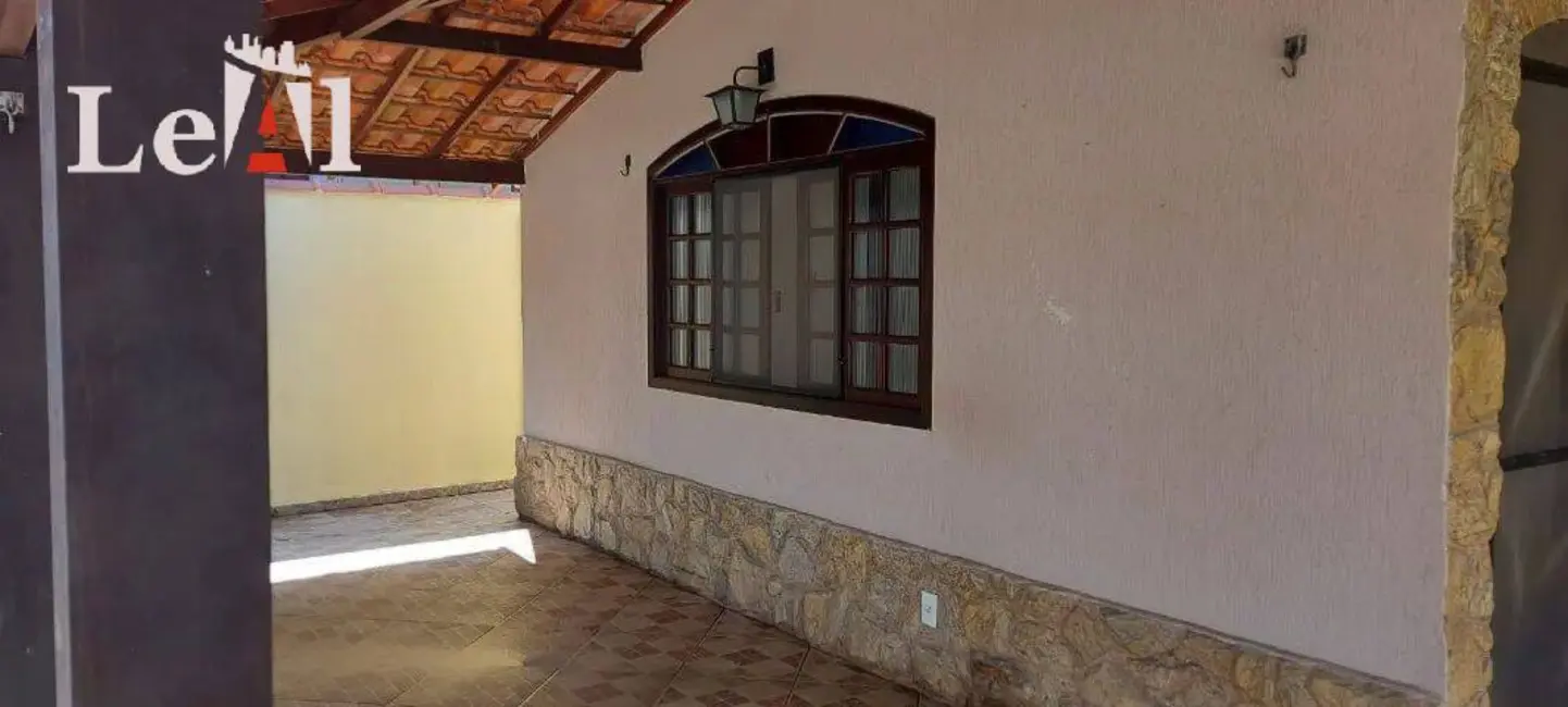Foto 5 de Casa com 3 quartos à venda, 234m2 em Centro, Marica - RJ