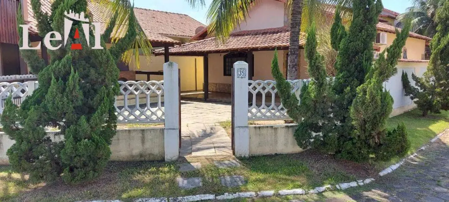 Foto 3 de Casa com 3 quartos à venda, 234m2 em Centro, Marica - RJ