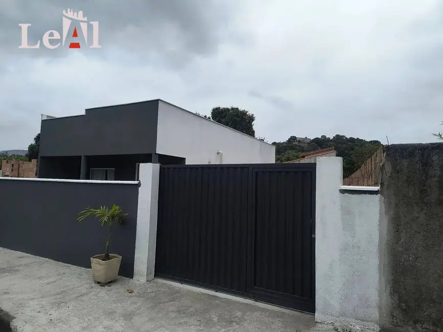 Foto 1 de Casa com 2 quartos à venda em Balneário Bambuí (Ponta Negra), Marica - RJ