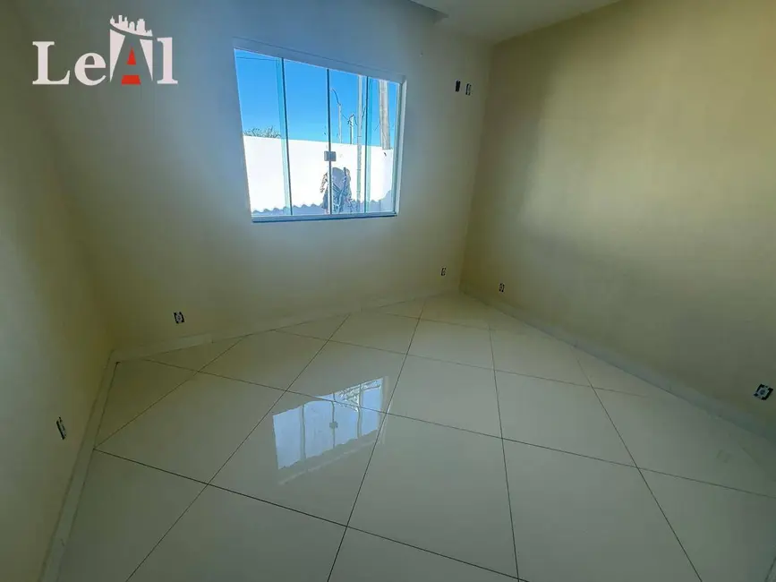 Foto 2 de Casa com 3 quartos à venda em Araçatiba, Marica - RJ