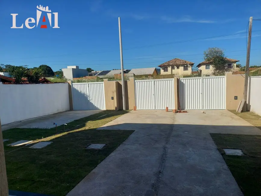 Foto 2 de Casa com 2 quartos à venda, 120m2 em Itapeba, Marica - RJ