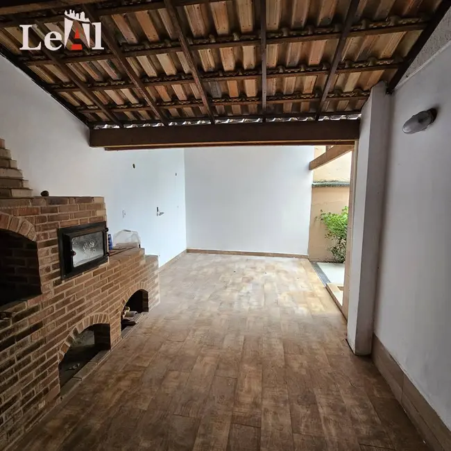 Foto 8 de Casa com 2 quartos à venda em Marica - RJ