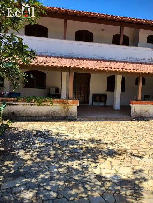 Foto 1 de Casa com 3 quartos à venda em Marica - RJ