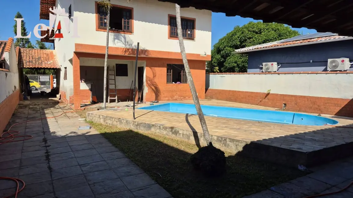Foto 2 de Casa com 3 quartos à venda em Ponta Grossa, Marica - RJ