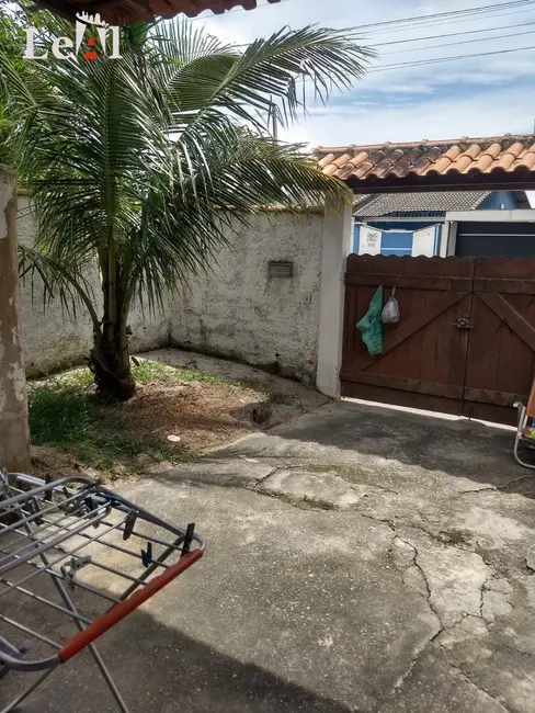Foto 3 de Casa com 2 quartos à venda, 240m2 em Marica - RJ