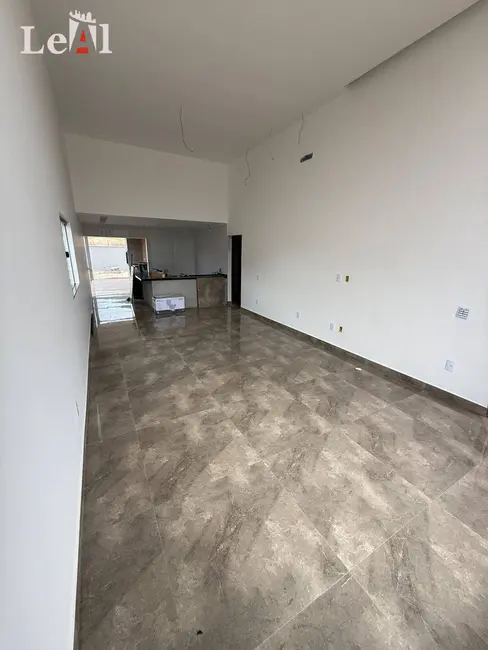 Foto 2 de Casa com 3 quartos à venda, 381m2 em Ubatiba, Marica - RJ