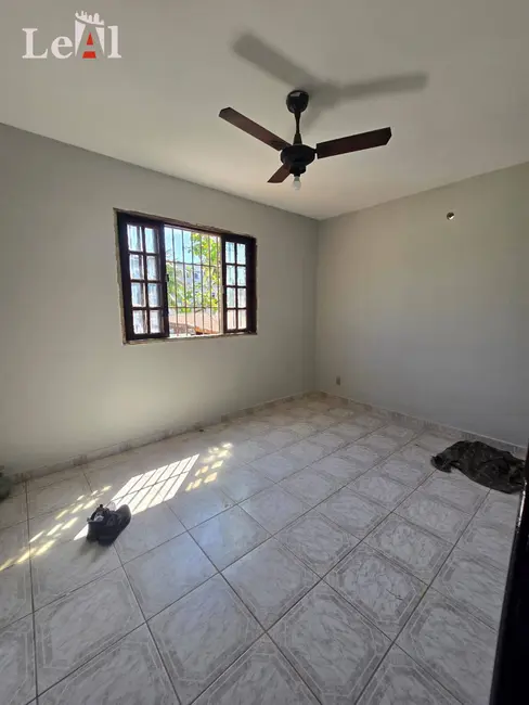 Foto 4 de Casa à venda, 221m2 em Centro, Marica - RJ