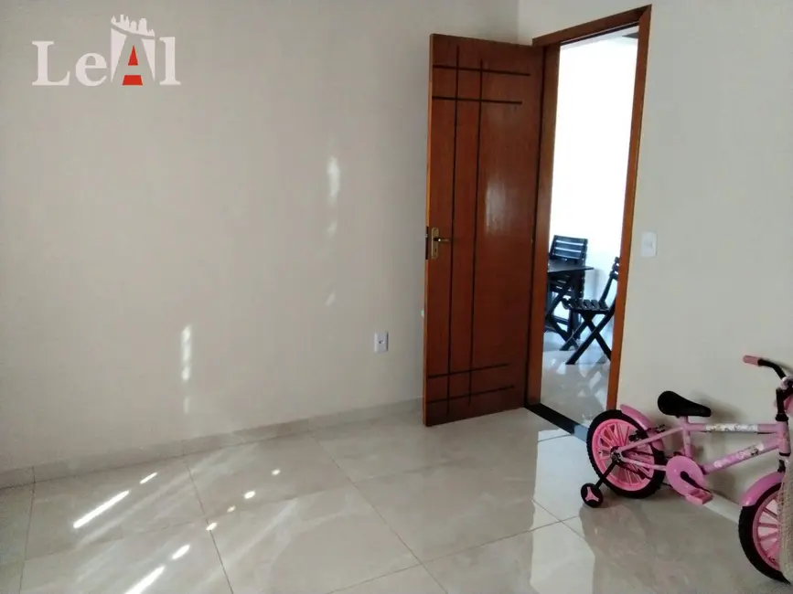 Foto 5 de Casa com 2 quartos à venda, 360m2 em Marica - RJ