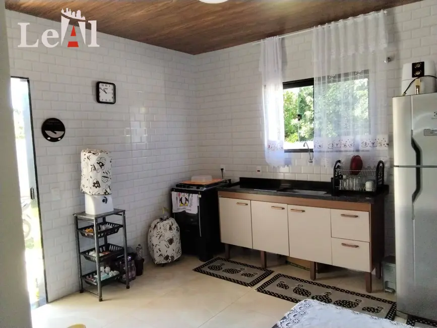 Foto 3 de Casa com 2 quartos à venda, 360m2 em Marica - RJ