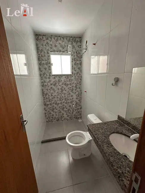Foto 4 de Casa com 2 quartos à venda, 330m2 em Ubatiba, Marica - RJ