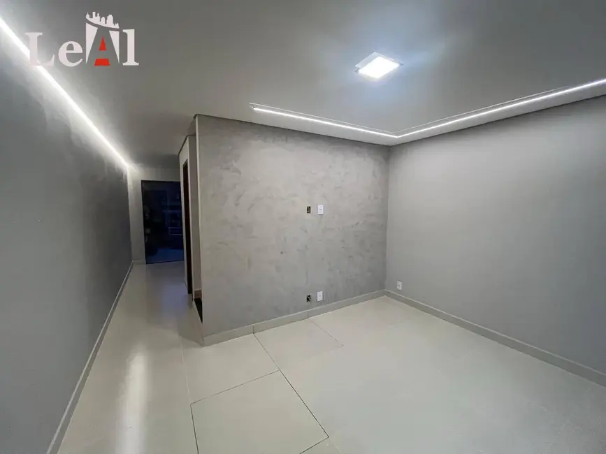 Foto 12 de Casa à venda, 85m2 em Marica - RJ