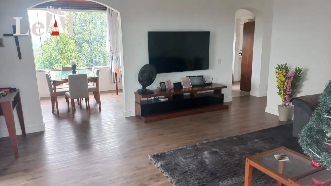 Foto 4 de Casa com 3 quartos à venda, 293m2 em Itapeba, Marica - RJ