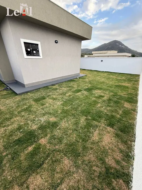 Foto 8 de Casa com 3 quartos à venda em Ubatiba, Marica - RJ