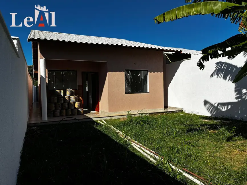 Foto 4 de Casa com 2 quartos à venda, 225m2 em São José do Imbassaí, Marica - RJ