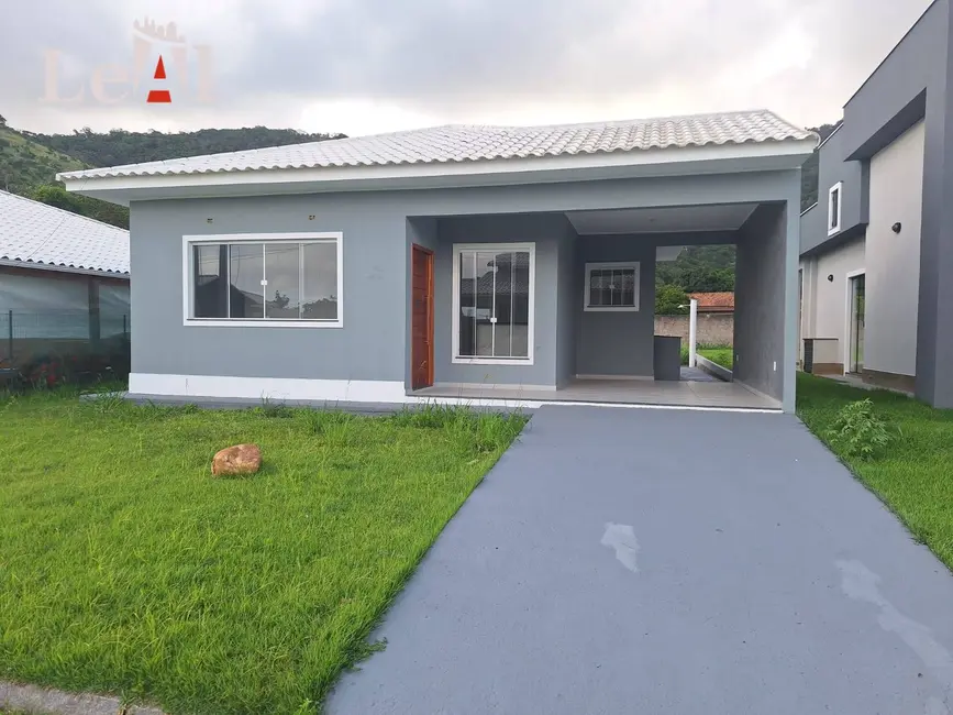 Foto 1 de Casa com 3 quartos à venda, 3960m2 em São José do Imbassaí, Marica - RJ