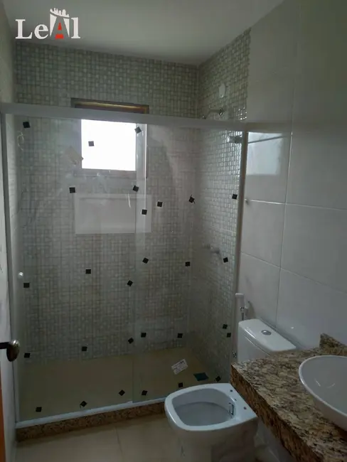Foto 2 de Casa com 3 quartos à venda, 360m2 em Ubatiba, Marica - RJ