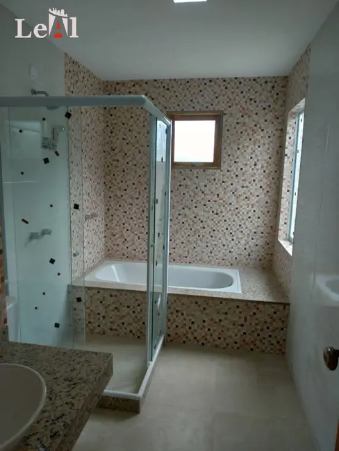 Foto 1 de Casa com 3 quartos à venda, 360m2 em Ubatiba, Marica - RJ