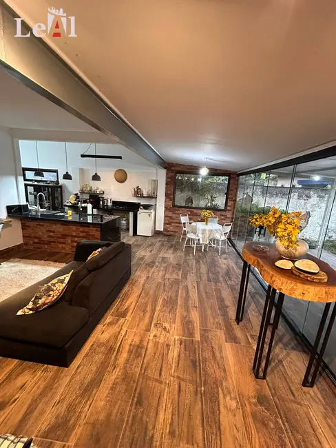 Foto 1 de Casa com 3 quartos à venda, 525m2 em Araçatiba, Marica - RJ