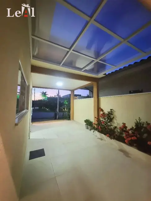 Foto 8 de Casa com 4 quartos à venda, 191m2 em Itapeba, Marica - RJ