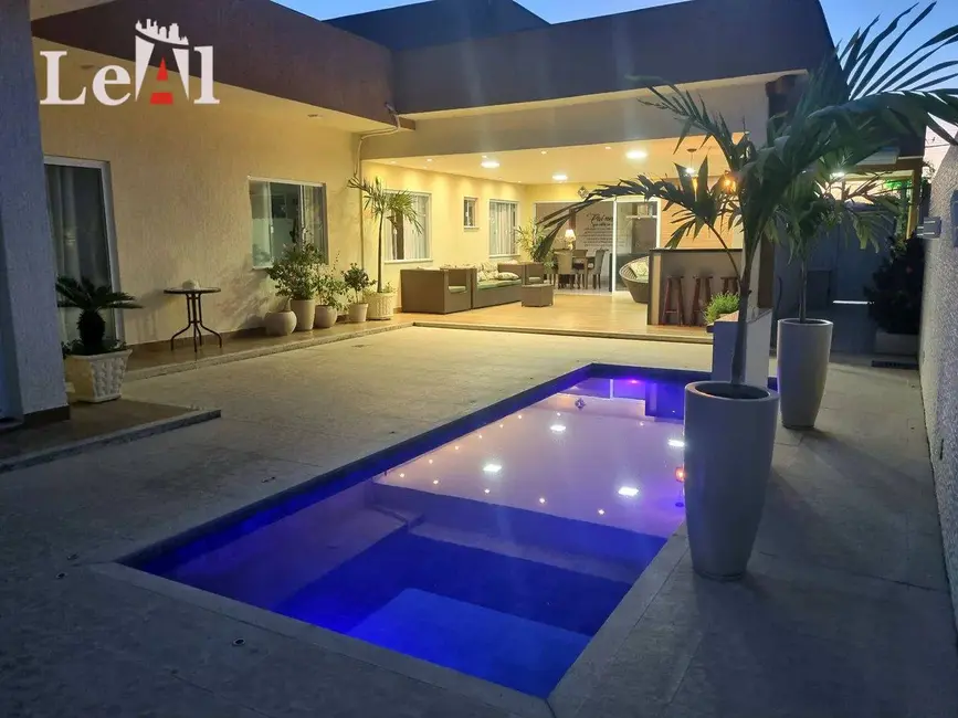 Foto 7 de Casa com 4 quartos à venda, 191m2 em Itapeba, Marica - RJ