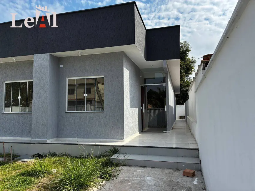 Foto 1 de Casa com 2 quartos à venda, 120m2 em São José do Imbassaí, Marica - RJ