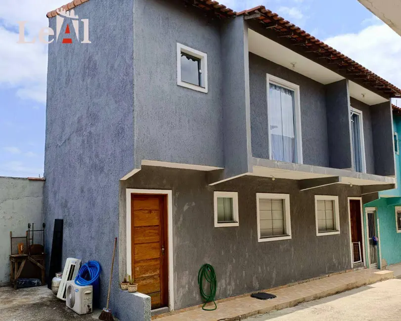 Foto 1 de Casa com 2 quartos à venda em Jardim Atlântico Central (Itaipuaçu), Marica - RJ