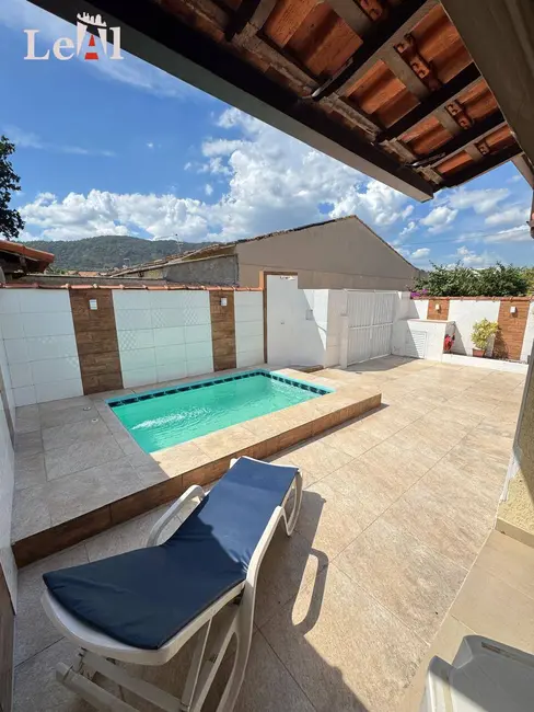 Foto 1 de Casa à venda em Barroco (Itaipuaçu), Marica - RJ