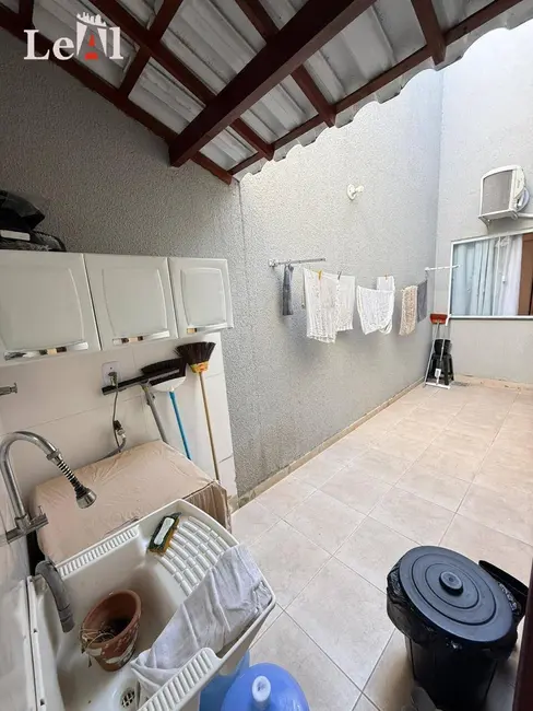 Foto 6 de Casa com 2 quartos à venda em Parque Nanci, Marica - RJ