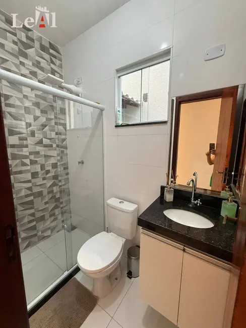 Foto 7 de Casa com 2 quartos à venda em Parque Nanci, Marica - RJ