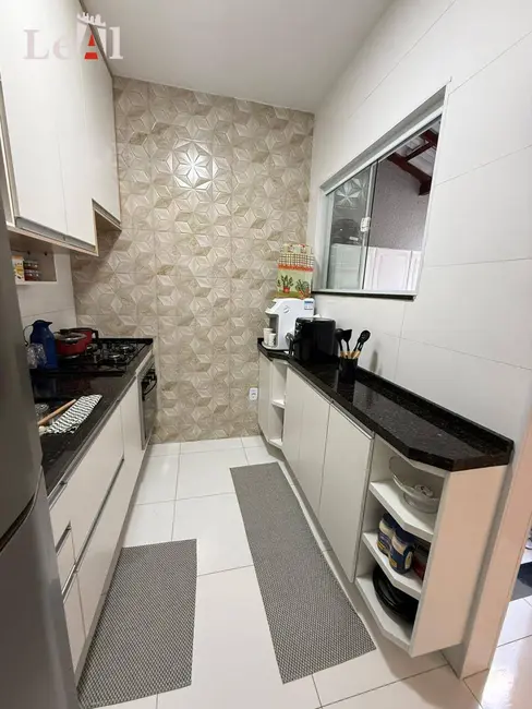 Foto 5 de Casa com 2 quartos à venda em Parque Nanci, Marica - RJ