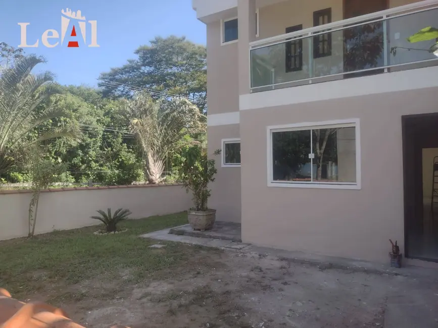 Foto 1 de Casa com 3 quartos à venda em Ponta Negra (Ponta Negra), Marica - RJ