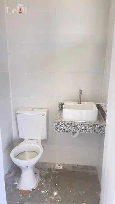 Foto 2 de Casa com 3 quartos à venda, 240m2 em Jardim Atlântico Leste (Itaipuaçu), Marica - RJ