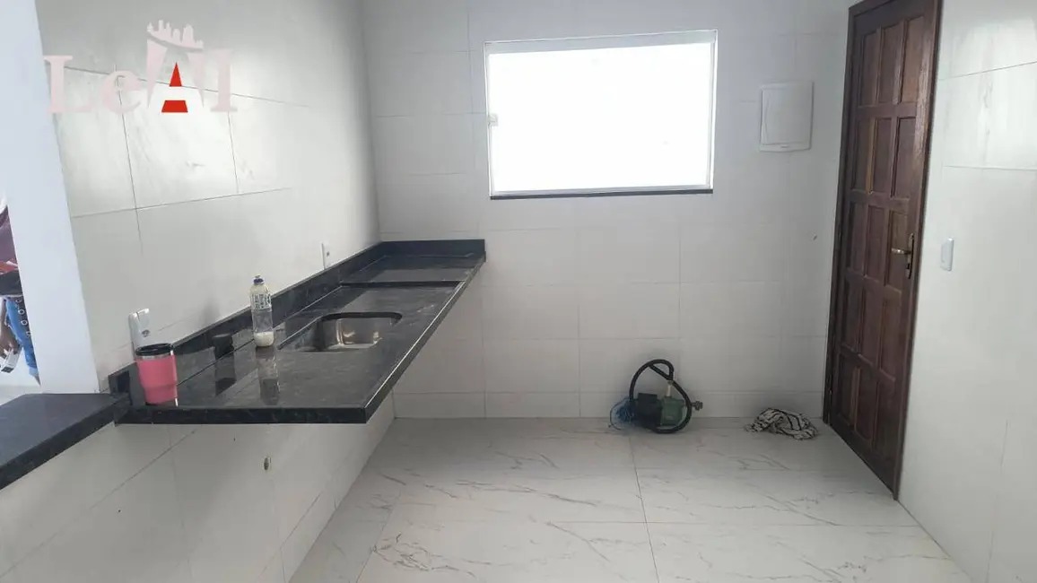 Foto 5 de Casa com 3 quartos à venda em Marica - RJ