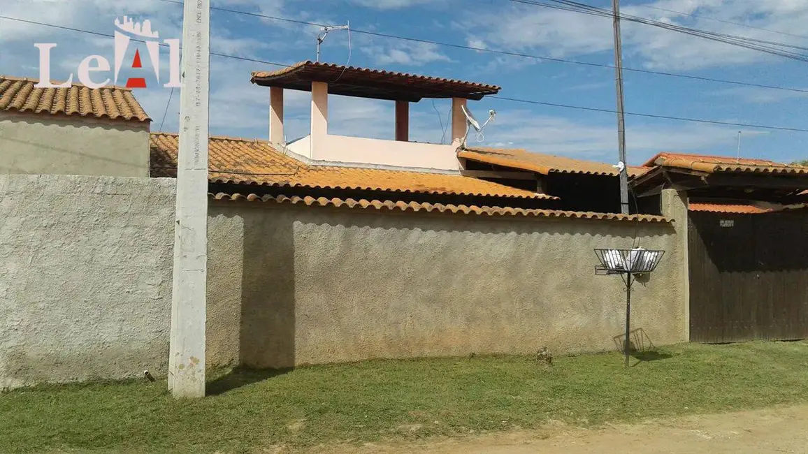 Foto 1 de Casa com 2 quartos à venda em Marica - RJ