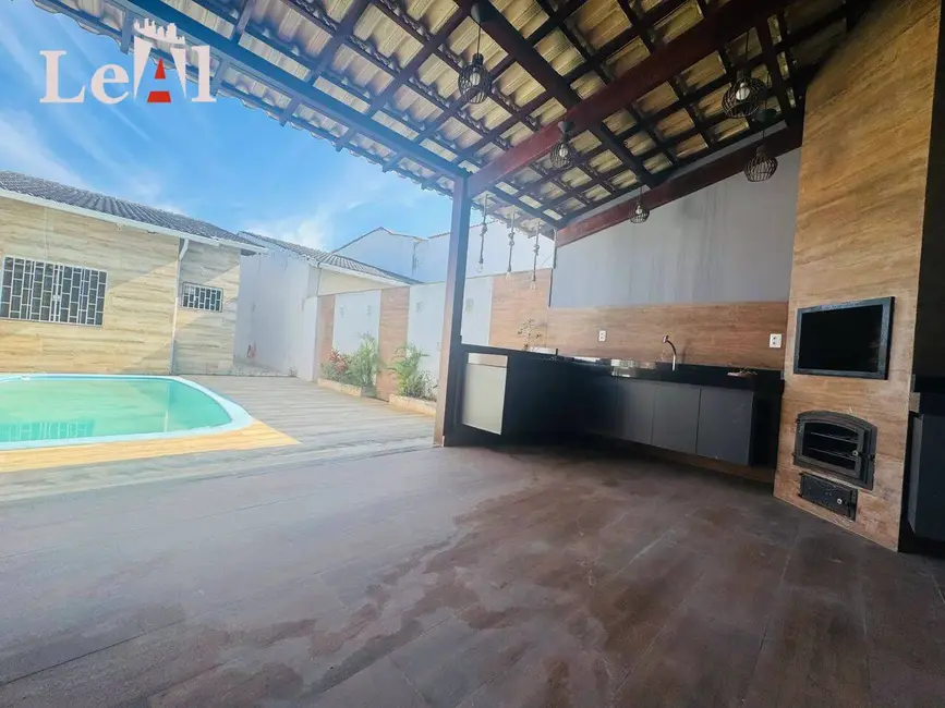 Foto 3 de Casa com 2 quartos à venda em Marica - RJ