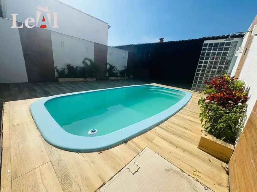 Foto 7 de Casa com 2 quartos à venda em Marica - RJ